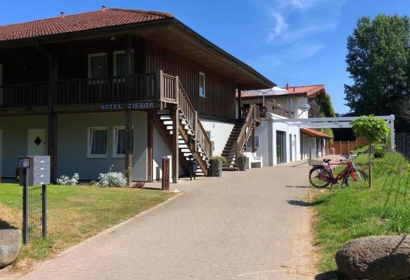 Отель Zierow  Urlaub An Der Ostsee