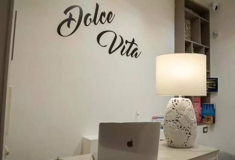 تختخواب و صبحانه Dolce Vita