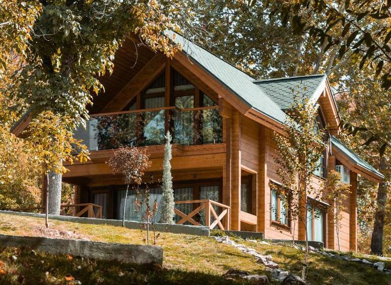 בית מלון כפרי Green Hills Resort Uzbekistan