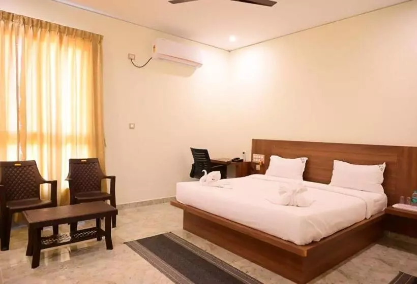Hotelli Kcg Residency