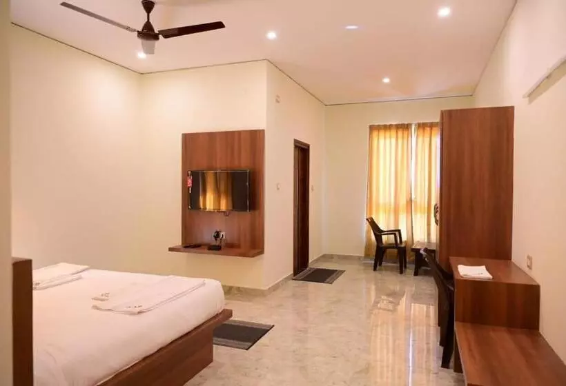 Hotelli Kcg Residency