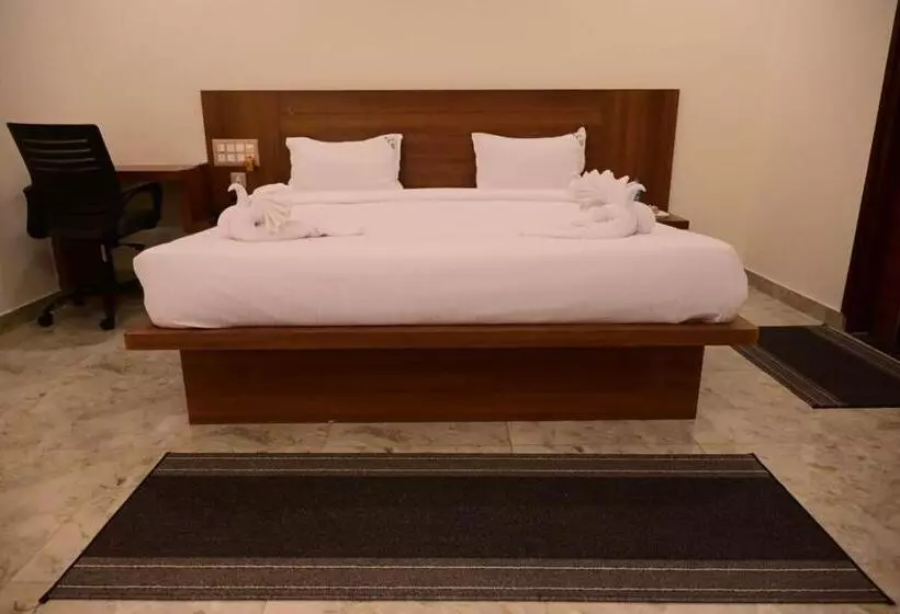 Hotelli Kcg Residency