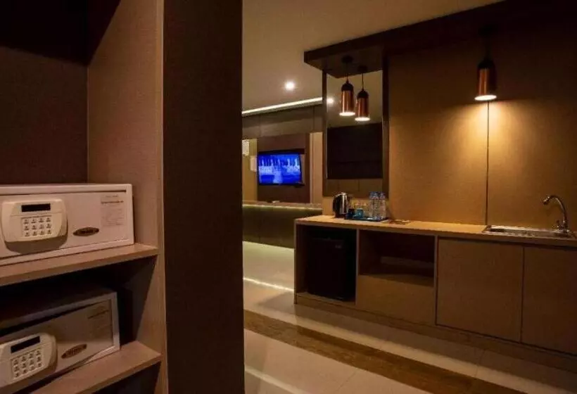 هتل Grande Classic Pattaya