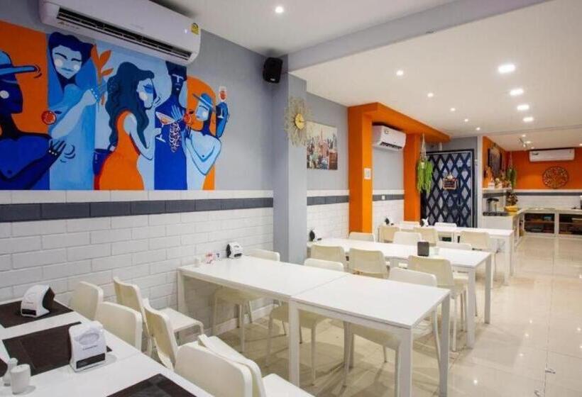 Отель Grande Classic Pattaya