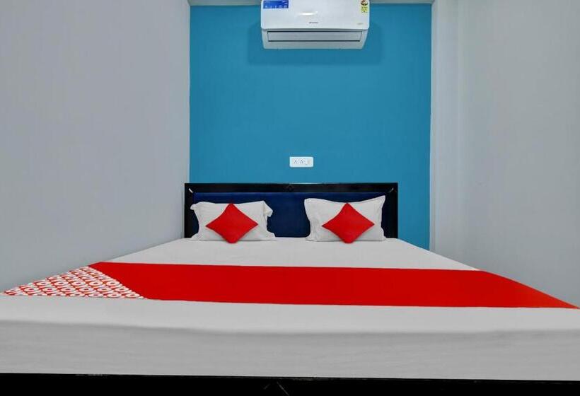 בית מלון כפרי Oyo Flagship 81292  Choice Inn