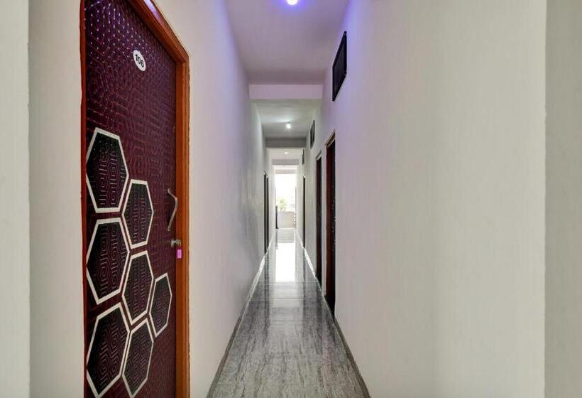 בית מלון כפרי Oyo Flagship 81292  Choice Inn