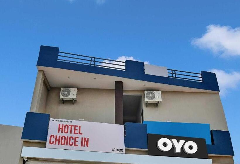 בית מלון כפרי Oyo Flagship 81292  Choice Inn