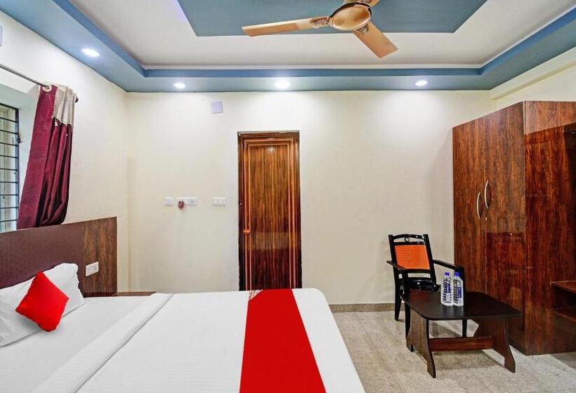 Hotel O Sr Residency