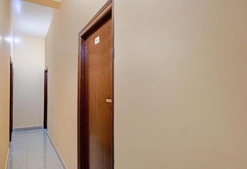 Hotel Oyo Flagship 81323  Barasat