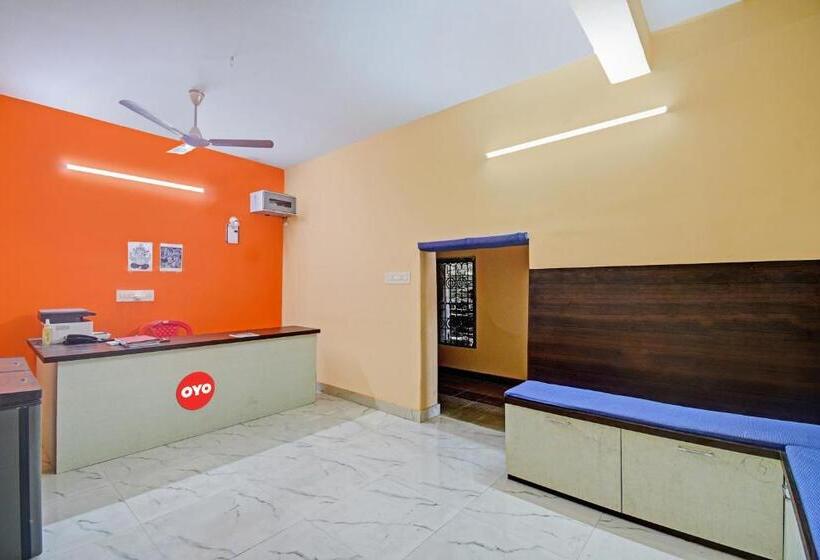 Hotel Oyo Flagship 81323  Barasat