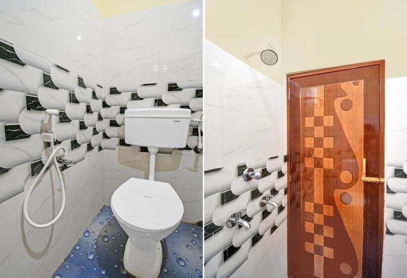 Hotel Oyo Flagship 81323  Barasat