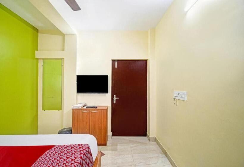 Hotel Oyo Flagship 81323  Barasat