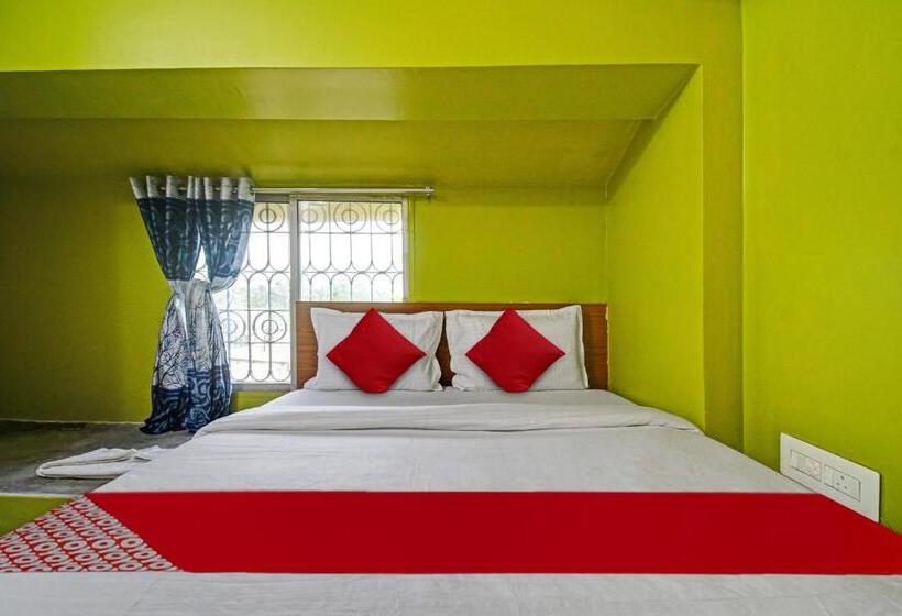 Hotel Oyo Flagship 81323  Barasat