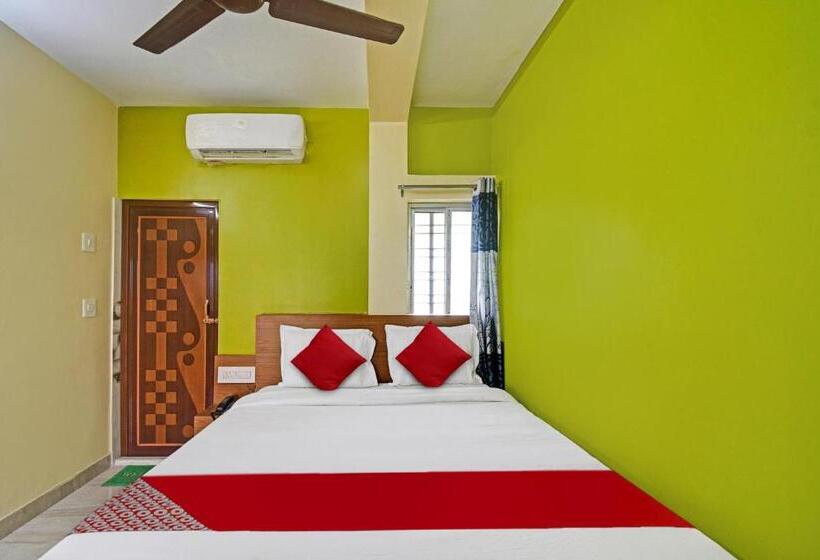 Hotel Oyo Flagship 81323  Barasat