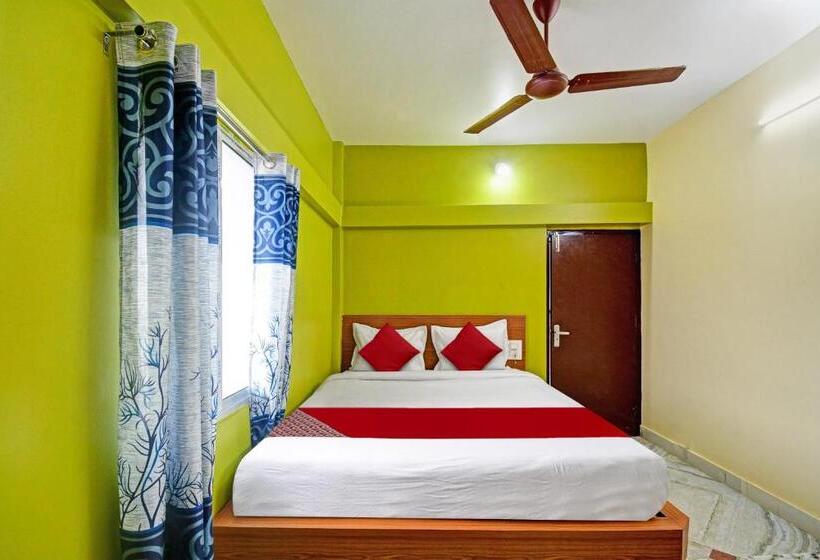 Hotel Oyo Flagship 81323  Barasat