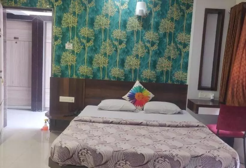 ホテル Sony Palace, Kolhapur