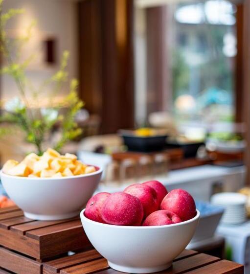 Отель Urcove By Hyatt Qingcheng Mountain Hot Spring