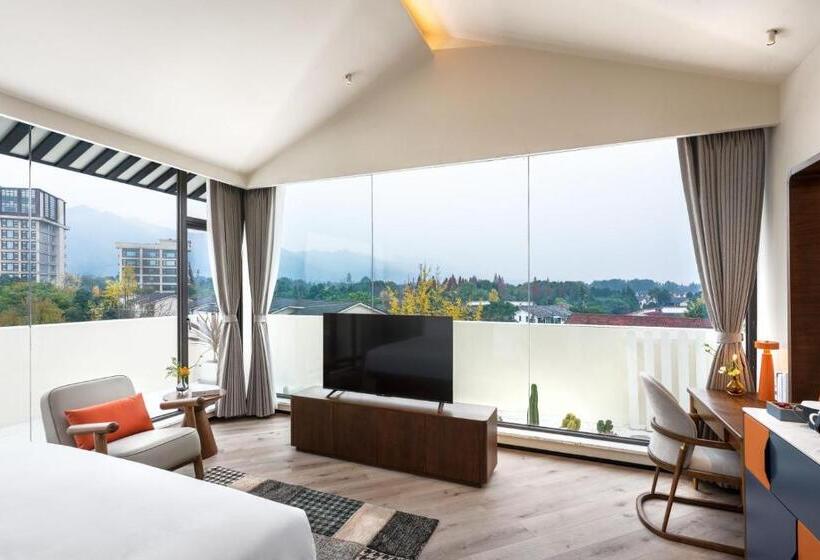 Отель Urcove By Hyatt Qingcheng Mountain Hot Spring