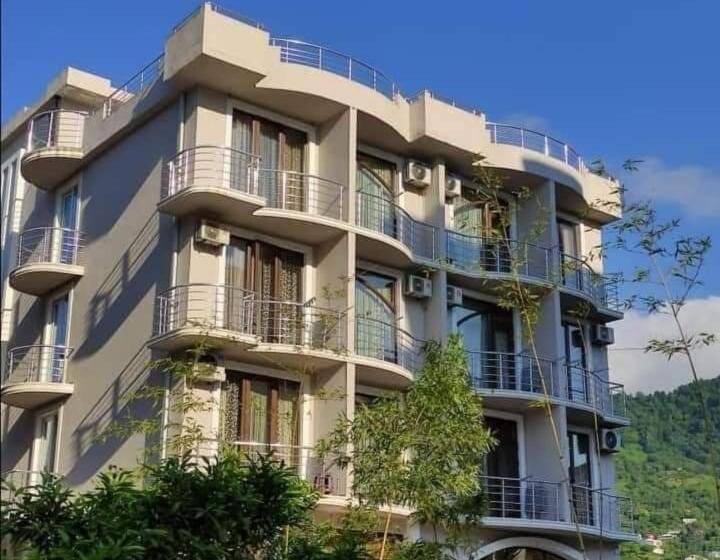 پانسیون Astra