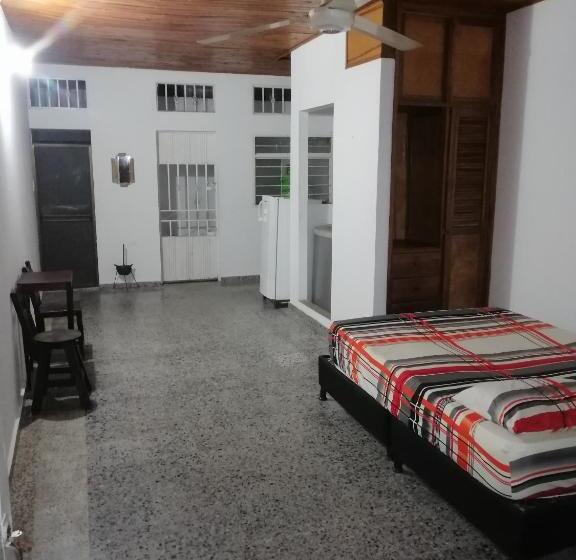 پانسیون Casa De Relajación Lowcost