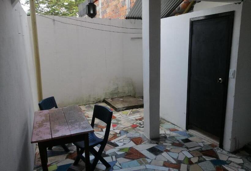 پانسیون Casa De Relajación Lowcost