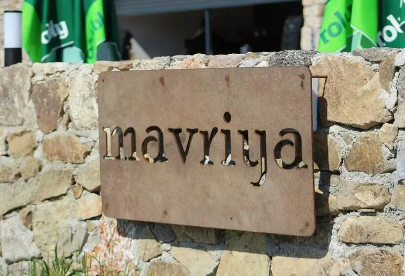 Majatalo Mavriya