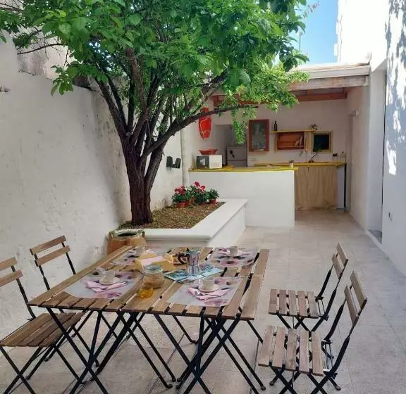 ペンション Nunnu Pati Apartment