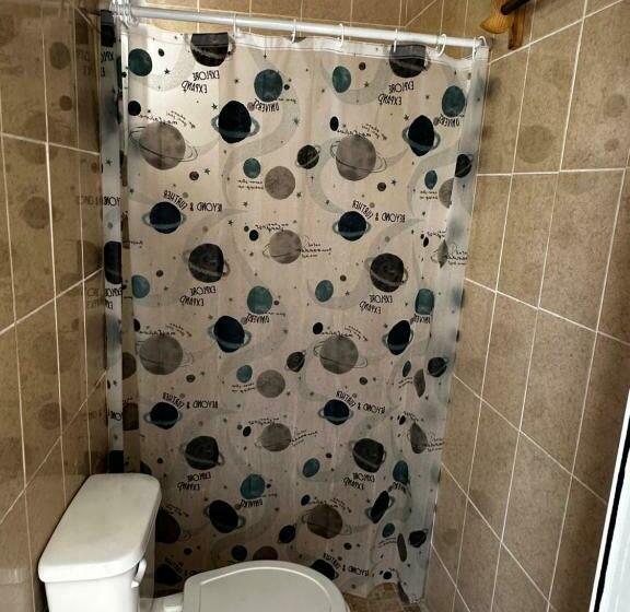 הוסטל Airport Inn