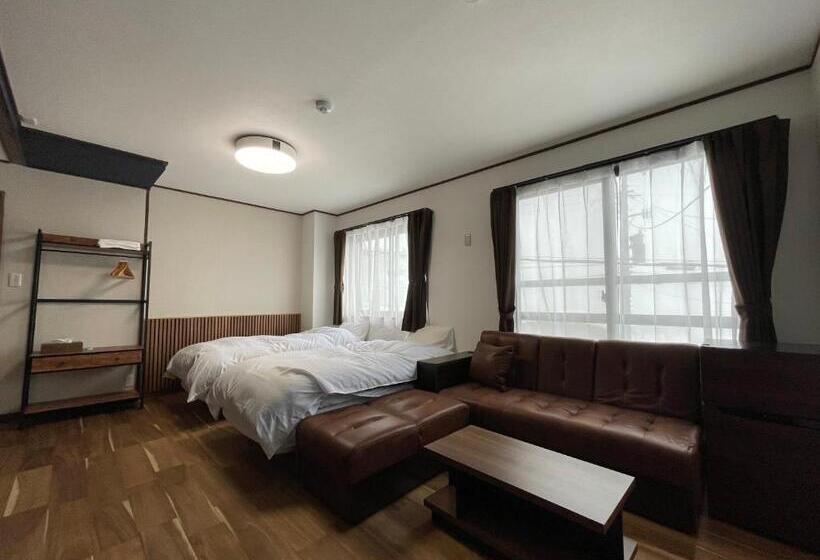 Bed and Breakfast Japow House 2 On Main Street