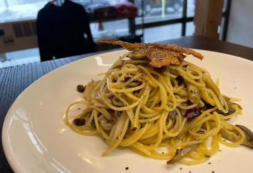 Aamiaismajoitus (B&B) Japow House 2 On Main Street