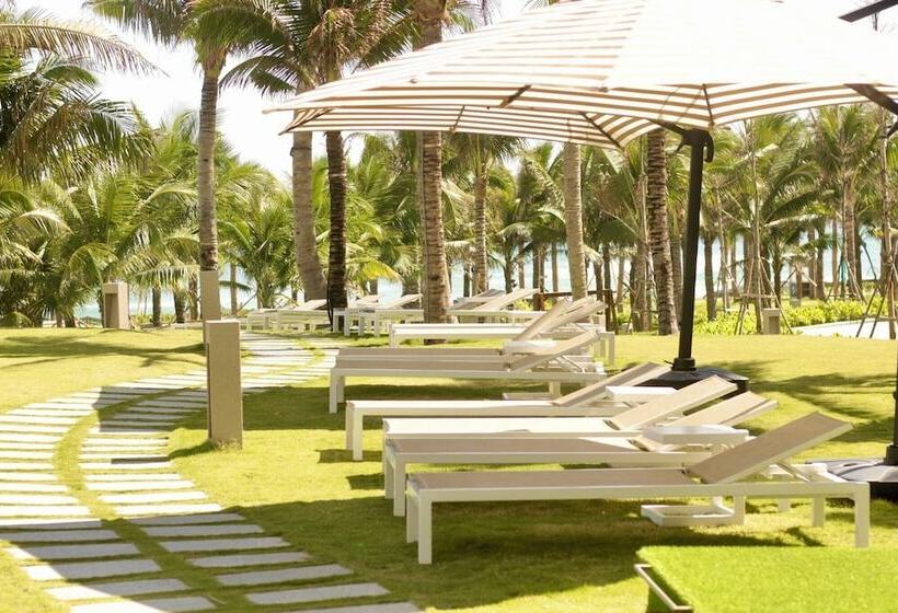 هتل Arena Cam Ranh Beach Resort