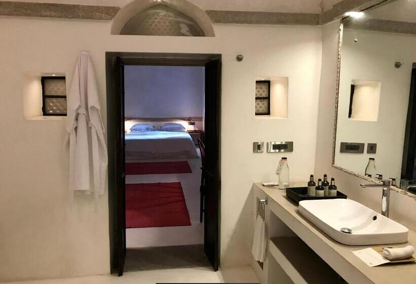 Отель Deeppura Garh