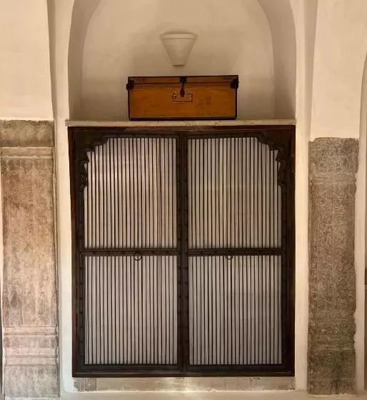 ホテル Deeppura Garh