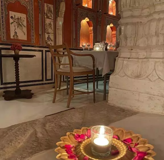 ホテル Deeppura Garh