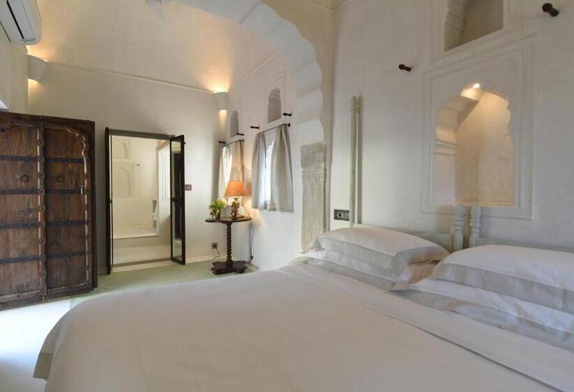 Отель Deeppura Garh