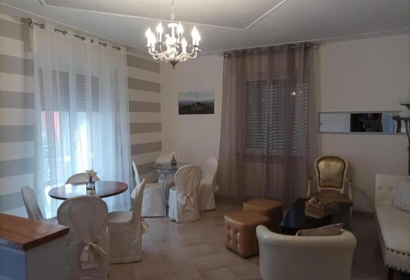 بنسيون La Sosta In Lunigiana