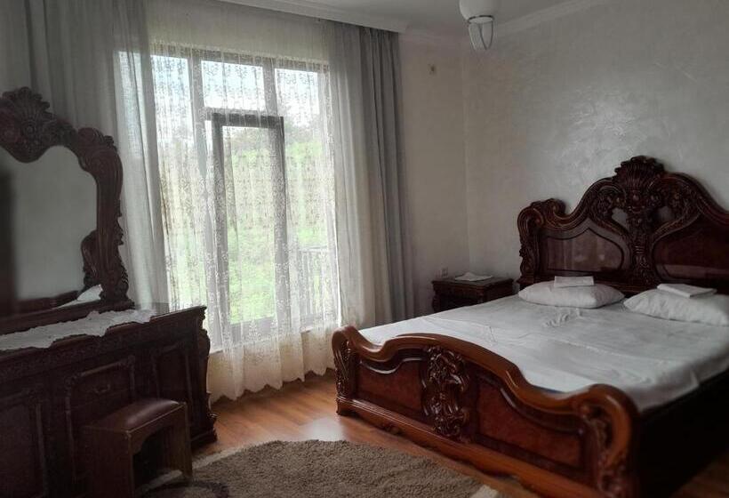 پانسیون Vila Chakvi