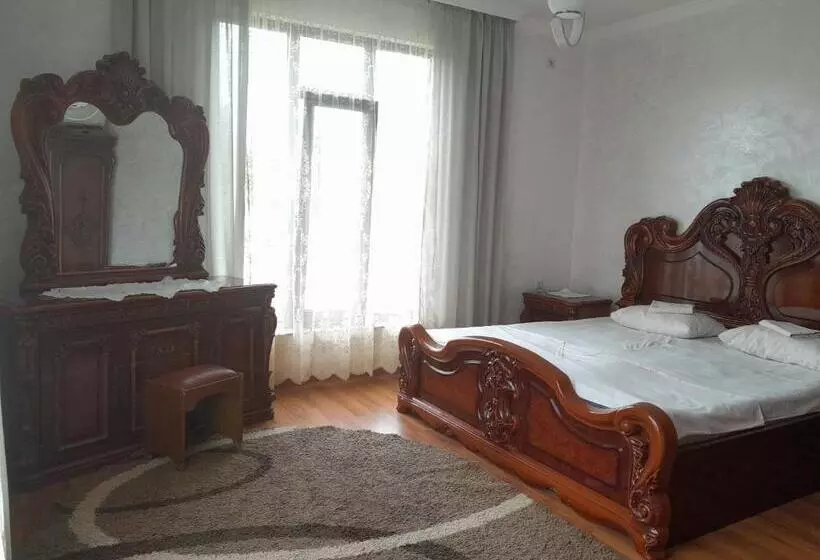 پانسیون Vila Chakvi