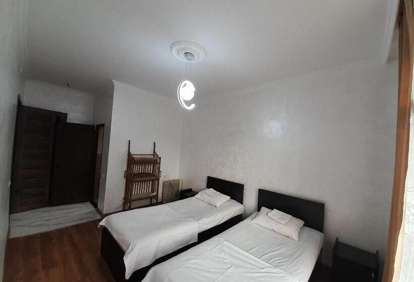 پانسیون Vila Chakvi