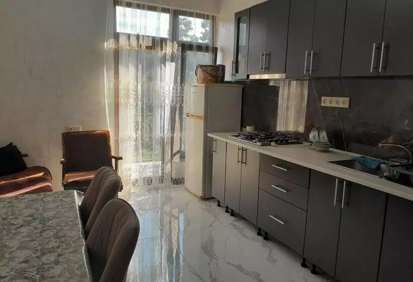 پانسیون Vila Chakvi