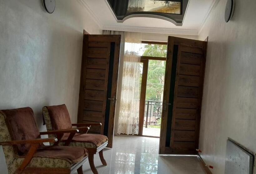 پانسیون Vila Chakvi