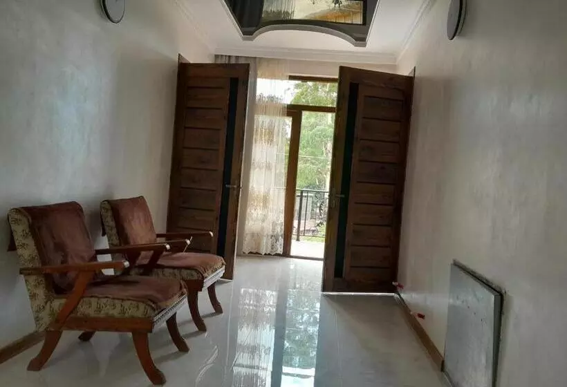 پانسیون Vila Chakvi