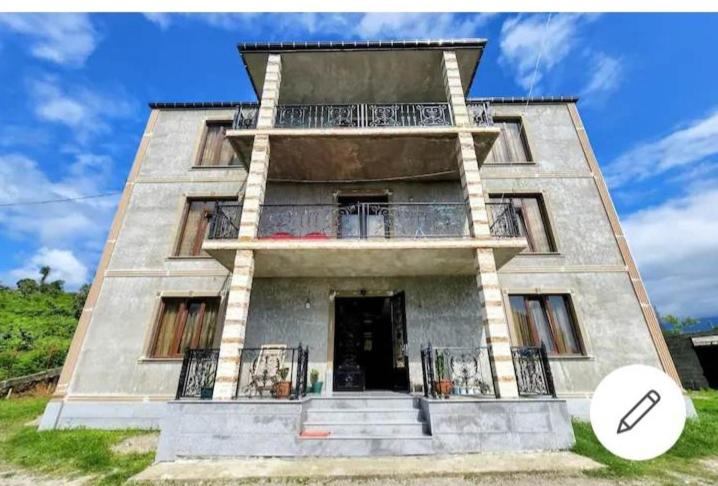 پانسیون Vila Chakvi