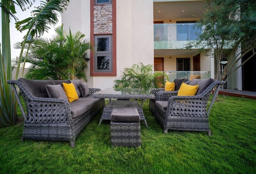 Alexander Palace Hotel Apartment