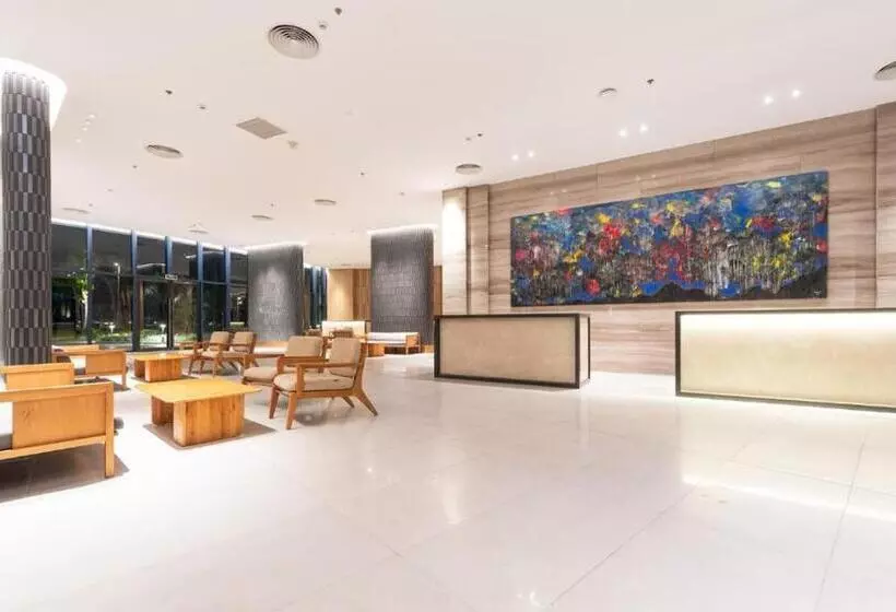 هتل Arena Cam Ranh Beach Resort