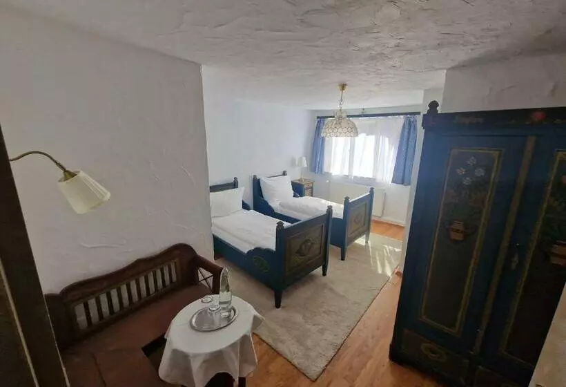 Retkeilymaja Gasthof Zum Stern