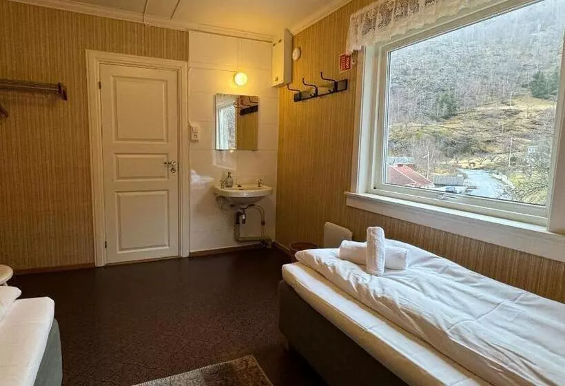 ユースホステル Svingen Guesthouse Panoramic Fjord Views In Flåm