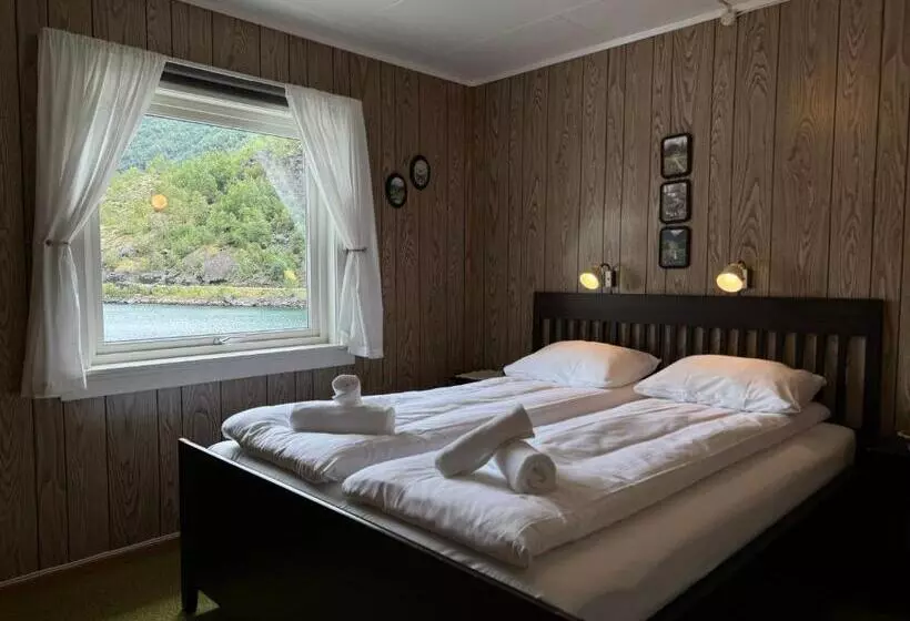 ユースホステル Svingen Guesthouse Panoramic Fjord Views In Flåm
