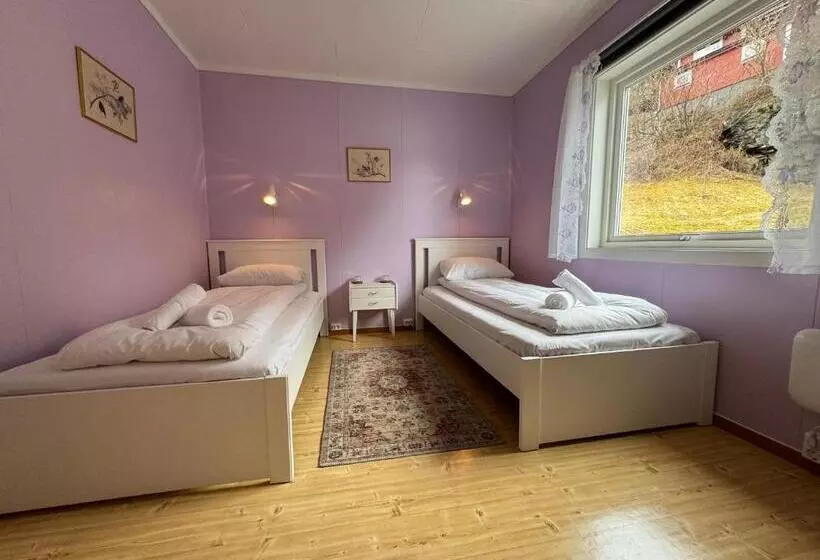 ユースホステル Svingen Guesthouse Panoramic Fjord Views In Flåm
