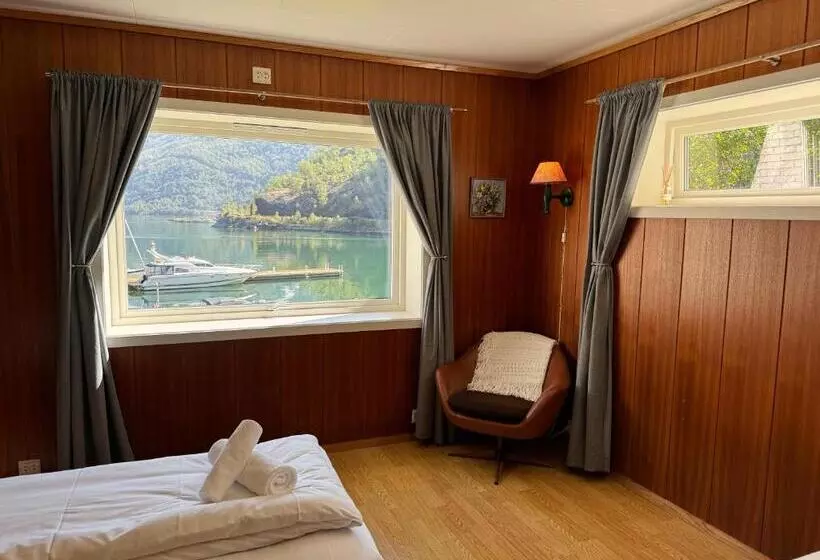 ユースホステル Svingen Guesthouse Panoramic Fjord Views In Flåm